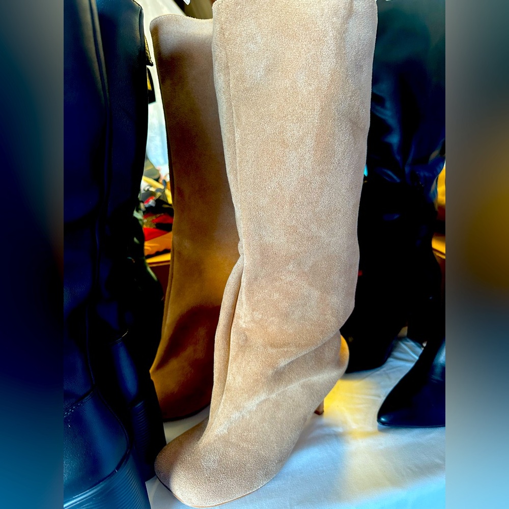 Tall boots size 7